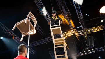 ¡Impresionante! Jesulín de Ubrique se enfrenta a sus miedos con las Sillas de Vértigo en ‘El Desafío’ 