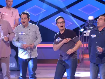 ¡Se vienen arriba! Los ‘Sindulfos’ apuestan todo por Rigoberta Bandini en ‘¡Boom!’ y lo celebran “al más puro estilo Delacroix” ¡Se vienen arriba! Los ‘Sindulfos’ apuestan todo por Rigoberta Bandini en ‘¡Boom!’ y lo celebran “al más puro estilo Delacroix”