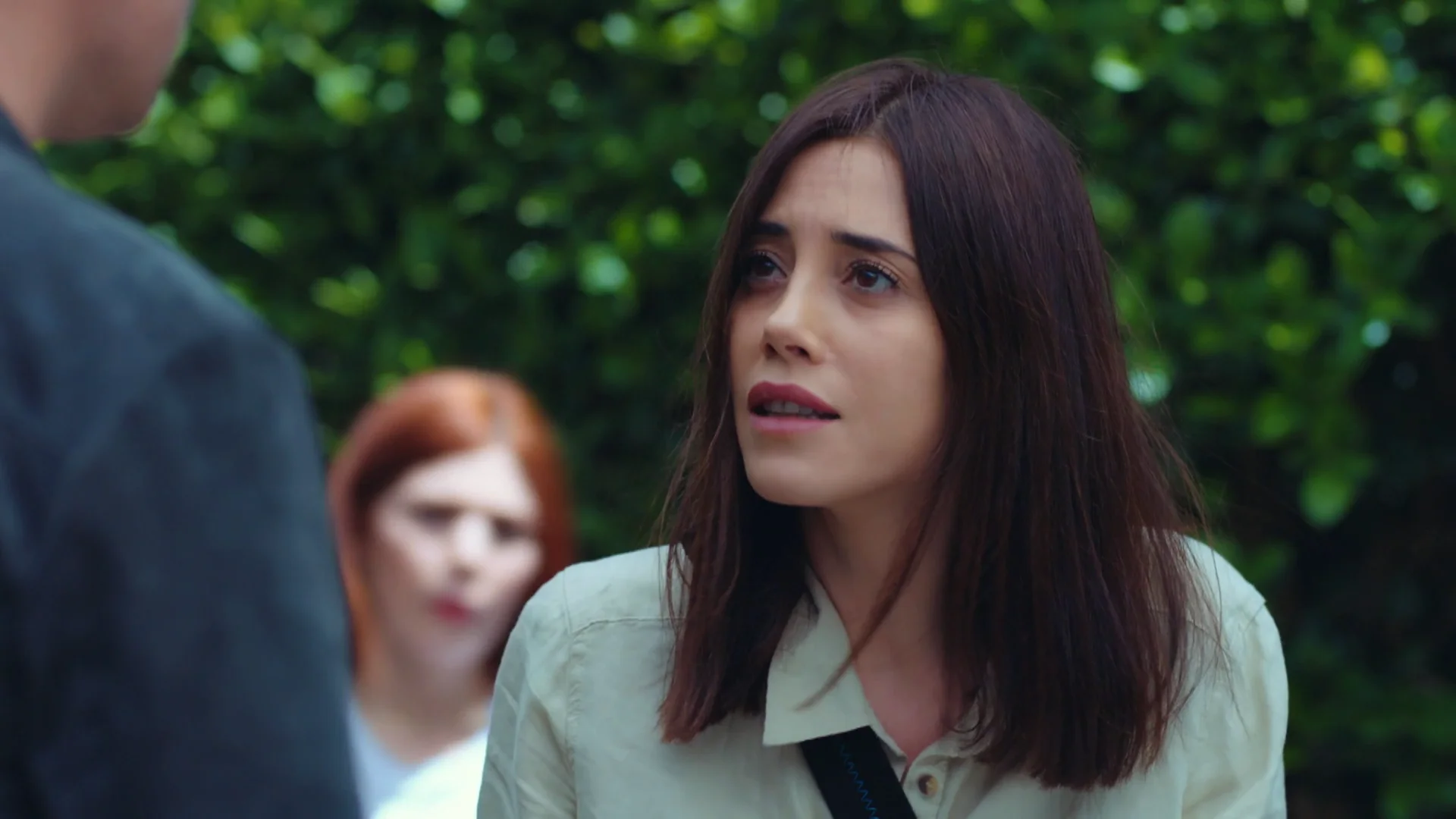 Asya, cansada ante la insistencia de Volkan de volver con ella: "Me da igual si te divorcias o no de Derin" Asya, cansada ante la insistencia de Volkan de volver con ella: "Me da igual si te divorcias o no de Derin"