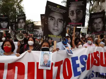 Polémica y protestas en Perú por el indulto al expresidente Alberto Fuijimori Polémica y protestas en Perú por el indulto al expresidente Alberto Fuijimori