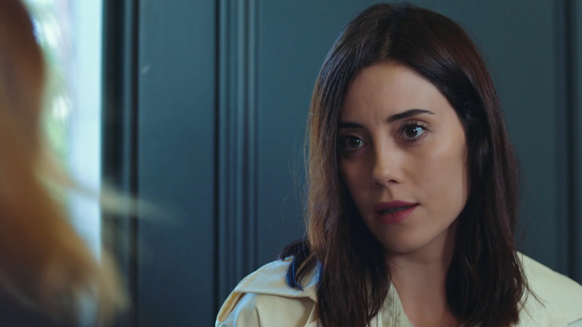 Asya desenmascara a Derin ante Volkan y Melih: "O dejas de intentar destruirme o seré yo quién te destruya a ti" Asya desenmascara a Derin ante Volkan y Melih: "O dejas de intentar destruirme o seré yo quién te destruya a ti"