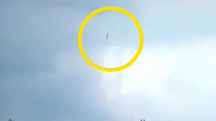 El avi&oacute;n siniestrado en China