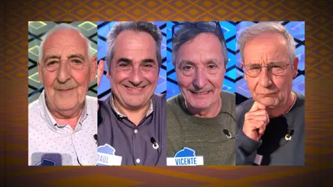 ¡Regreso al futuro! Los clones de los ‘Sindulfos’ prueban la máquina del tiempo de ‘¡Boom!’ Especial Rockcampers-Sindulfos | 21 de marzo