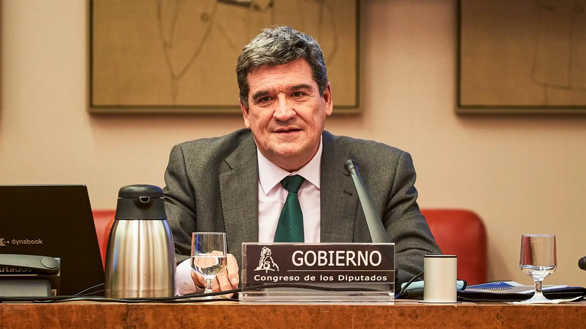 Escriv&aacute; se&ntilde;ala posibles "ayudas directas para sectores" ante la subida de precios