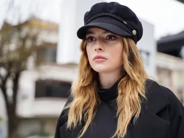 Derin, acorralada por sus propias mentiras ¿Quién acabará por delatarla? Derin, acorralada por sus propias mentiras ¿Quién acabará por delatarla?