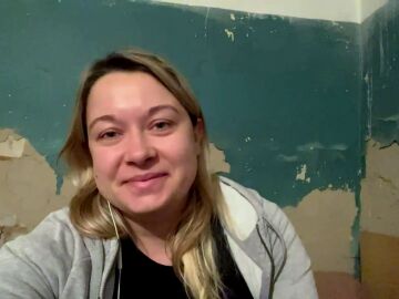 Marina Melnik relata como la guerra la obligó a dar a luz a su hija entre bombas y misiles