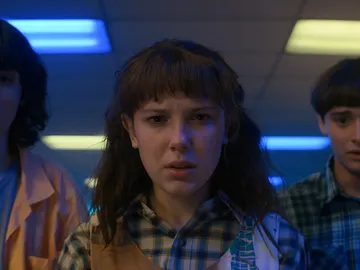 Finn Wolfhard, Millie Bobby Brown y Noah Schnapp en 'Stranger Things 4' Finn Wolfhard, Millie Bobby Brown y Noah Schnapp en 'Stranger Things 4'