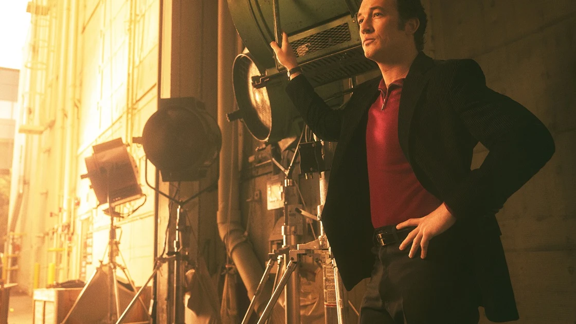 Miles Teller como Albert S. Ruddy en 'The Offer' Miles Teller como Albert S. Ruddy en 'The Offer'