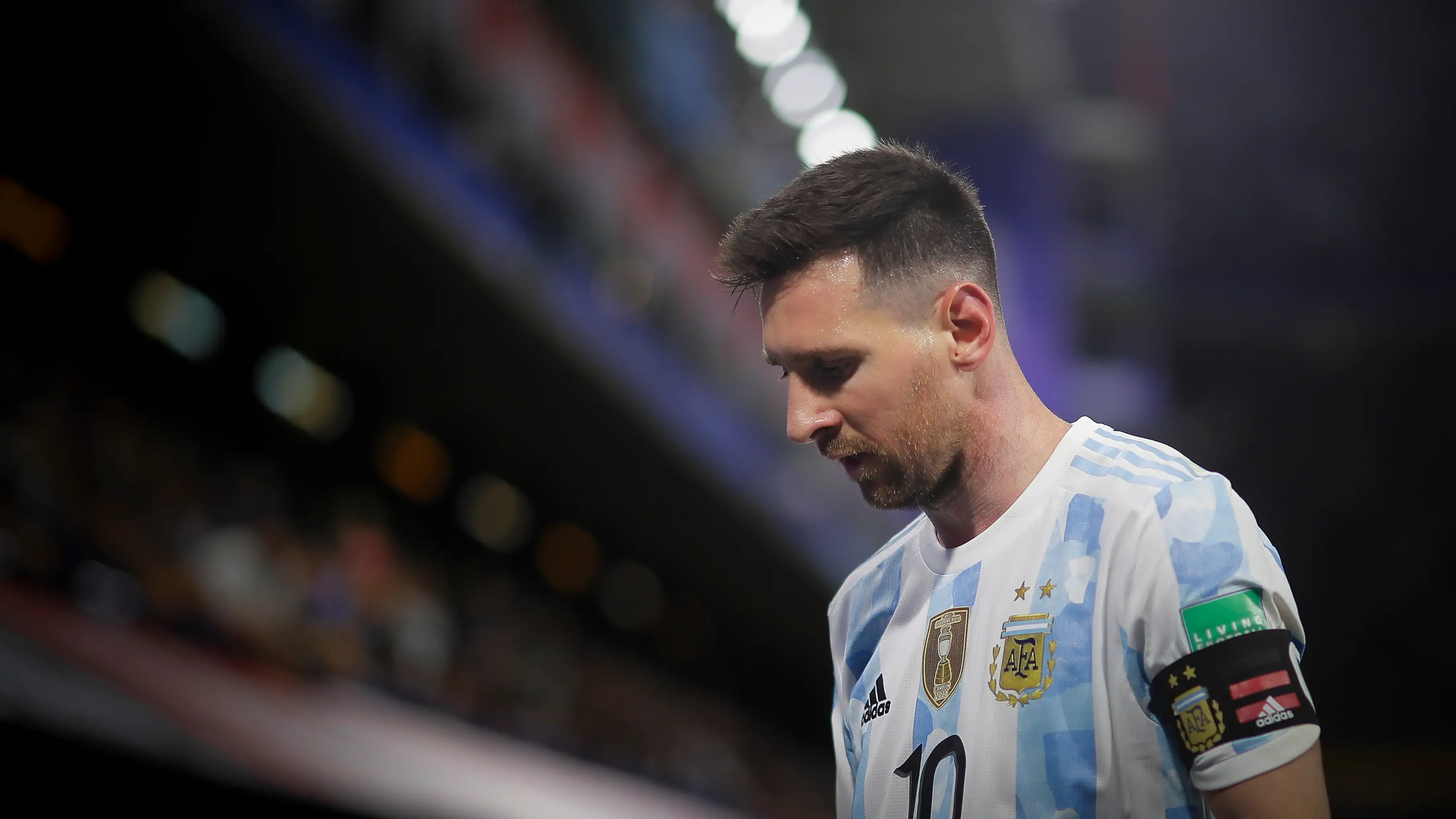 Messi siembra dudas sobre su futuro: "Después del Mundial me voy a tener que replantear muchas cosas" Messi siembra dudas sobre su futuro: "Después del Mundial me voy a tener que replantear muchas cosas"