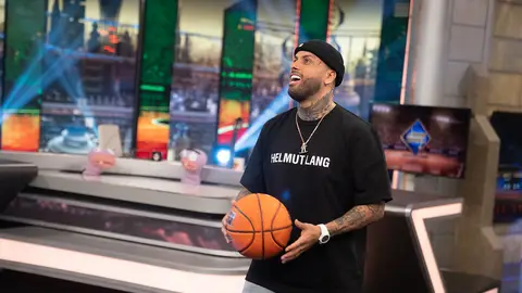 La fabulosa demostración de Nicky Jam jugando al baloncesto en 'El Hormiguero 3.0' La fabulosa demostración de Nicky Jam jugando al baloncesto en 'El Hormiguero 3.0'