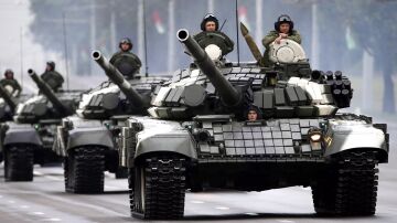 Tanques del ej&eacute;rcito ruso