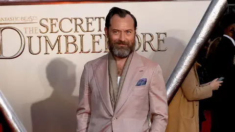 Jude Law en la premiere de 'Animales Fantásticos: Los secretos de Dumbledore' Jude Law en la premiere de 'Animales Fantásticos: Los secretos de Dumbledore'