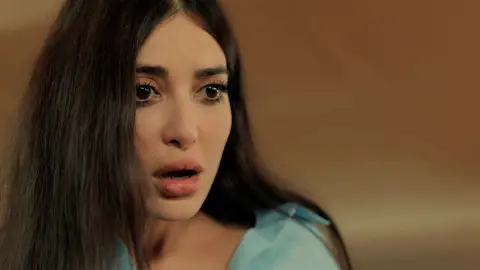 En el próximo capítulo de ‘Tierra Amarga’: Müjgan sospecha de la actitud de su tía mientras todos lloran la muerte de Hünkar En el próximo capítulo de ‘Tierra Amarga’: Müjgan sospecha de la actitud de su tía mientras todos lloran la muerte de Hünkar