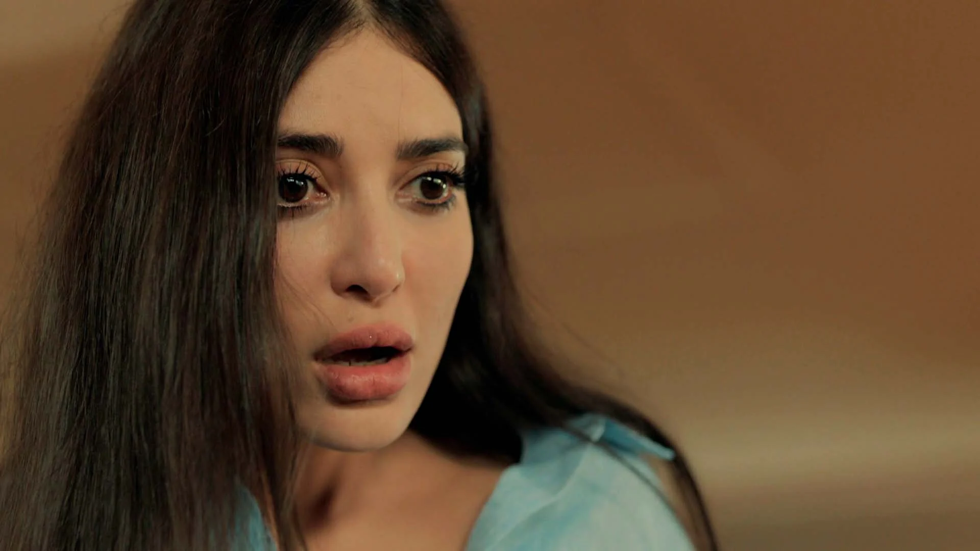 En el pr&oacute;ximo cap&iacute;tulo de &lsquo;Tierra Amarga&rsquo;: M&uuml;jgan sospecha de la actitud de su t&iacute;a mientras todos lloran la muerte de H&uuml;nkar 