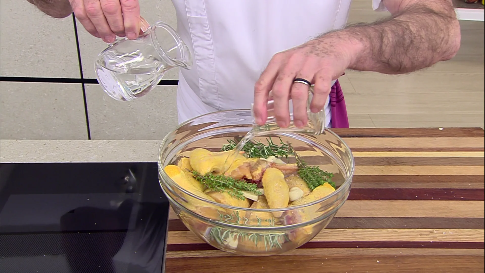 Las claves de Arguiñano para marinar pollo: ingredientes, cantidades y tiempo
