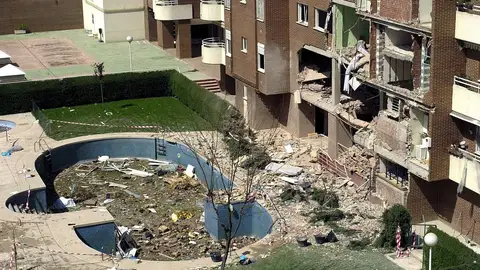 Efemérides de hoy 3 de abril de 2022: El 3 de abril de 2004, siete terroristas implicados en los atentados del 11 de marzo de 2004 en Madrid se suicidan en Leganés haciendo estallar una fuerte carga explosiva. Efemérides