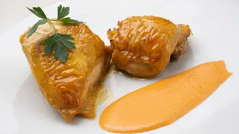 Pollo en salsa romesco, de Karlos Arguiñano: una receta sencilla, barata y rica Pollo en salsa romesco, de Karlos Arguiñano: una receta sencilla, barata y rica
