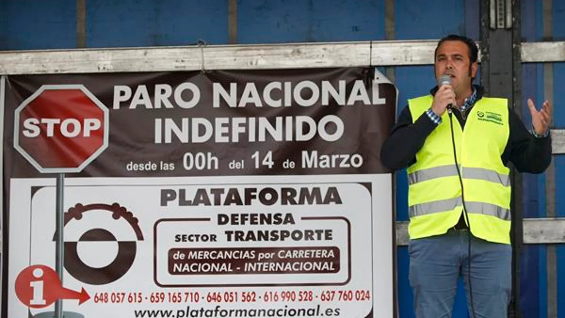 Manuel Hernández carga contra los camioneros que abandonan la huelga: &quot;Terminarán solos, arruinados y humillados&quot;