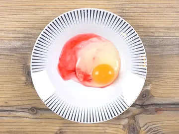 Clara de huevo roja Clara de huevo roja