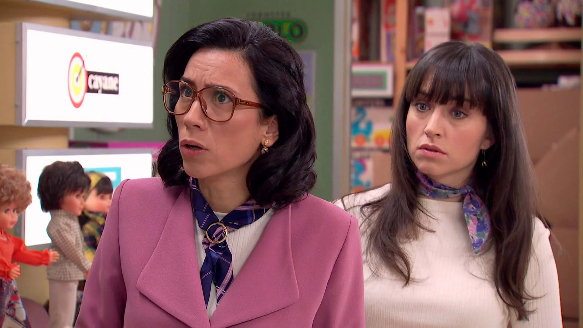 Manolita le da una gran lección de amor propio a Emilio y Paloma Manolita le da una gran lección de amor propio a Emilio y Paloma