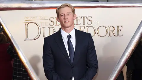 Callum Turner en la premiere de 'Animales Fantásticos: Los secretos de Dumbledore' Callum Turner en la premiere de 'Animales Fantásticos: Los secretos de Dumbledore'