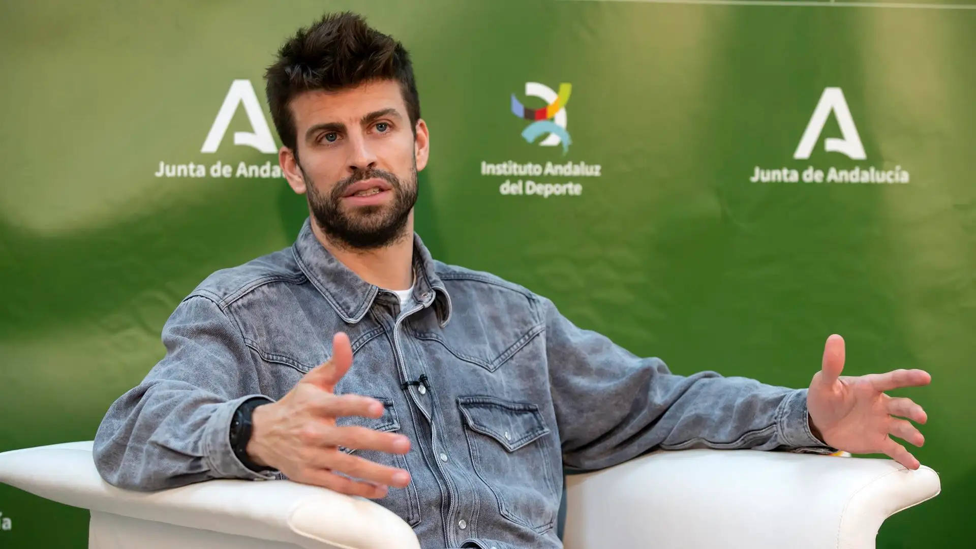 Gerard Piqué Gerard Piqué