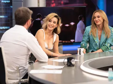 Marta Hazas y María Pedraza sobre su última película: "Con esta escena se desmayó una mujer en el cine" Marta Hazas y María Pedraza sobre su última película: "Con esta escena se desmayó una mujer en el cine"