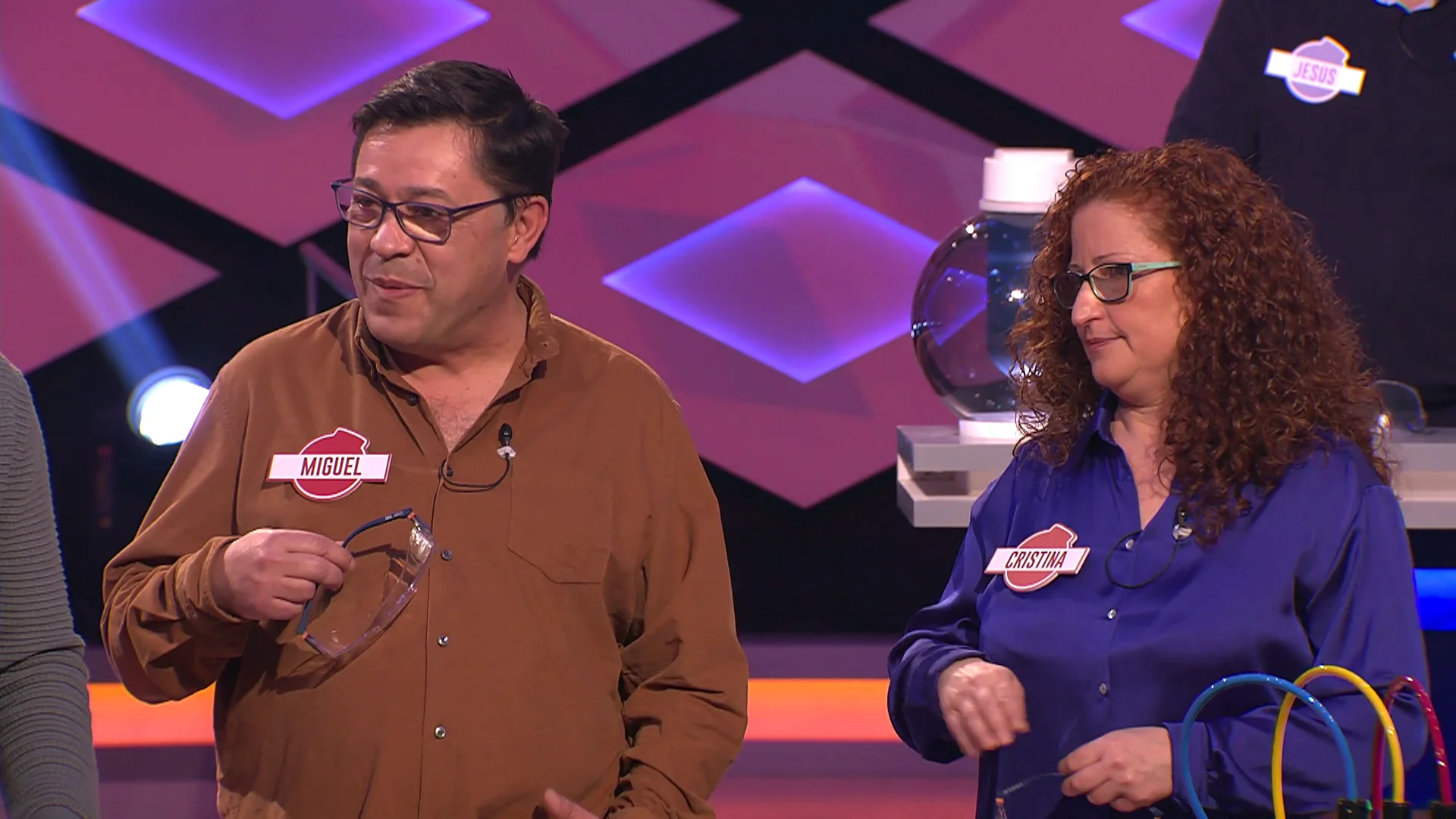 “¿Pero Miguel no es tu marido?” Juanra Bonet no se entiende con Cristina en la presentación de los ‘Patitas’ “¿Pero Miguel no es tu marido?” Juanra Bonet no se entiende con Cristina en la presentación de los ‘Patitas’