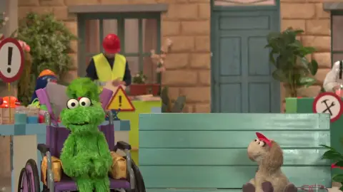 Aamera, el nuevo personaje de 'Barrio Sésamo': Refugiada y en silla de ruedas Aamera, el nuevo personaje de 'Barrio Sésamo': Refugiada y en silla de ruedas