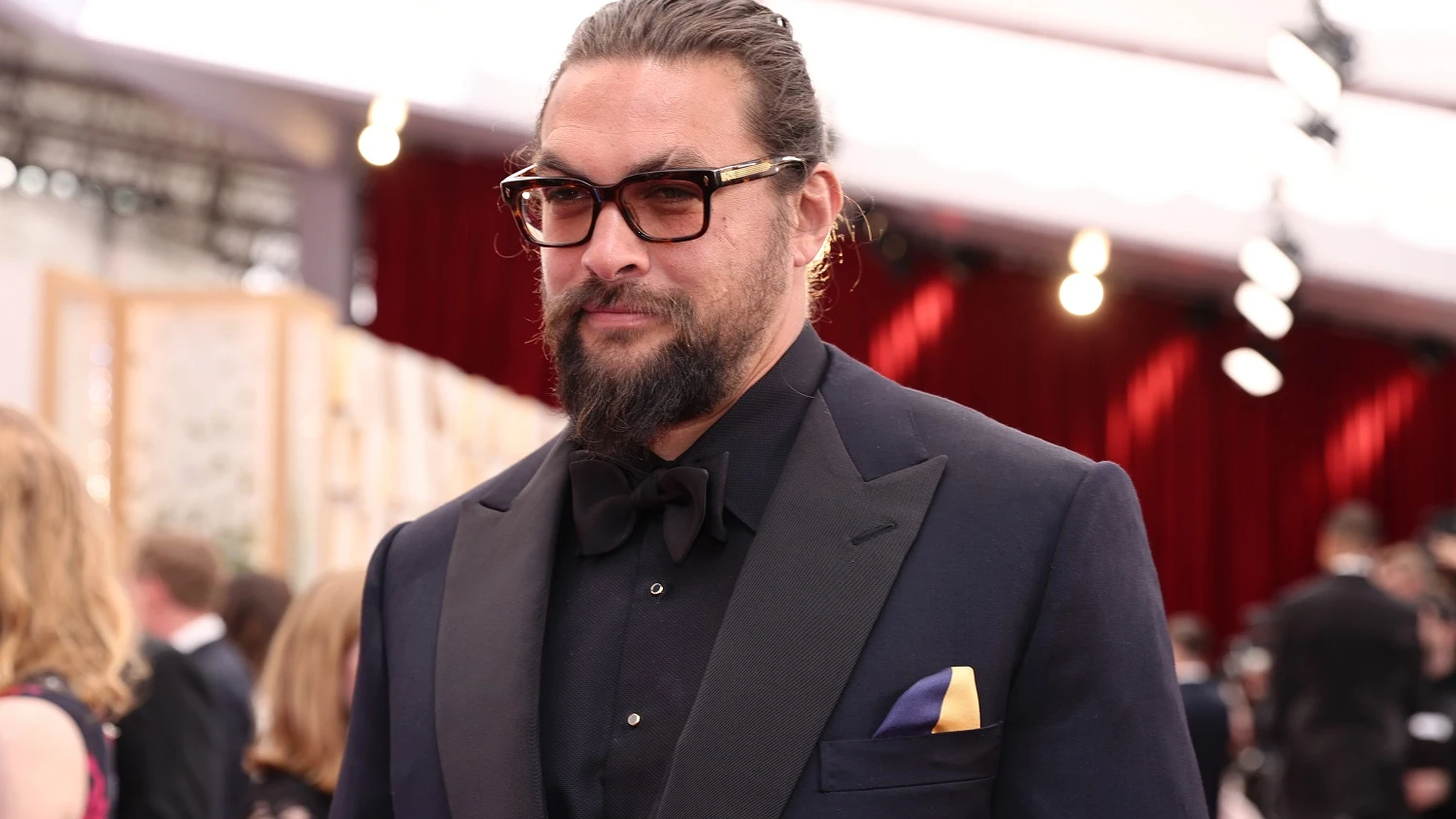 Jason Momoa en los Oscar 2022