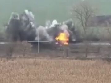 Emboscada a un vehículo militar ruso en Ucrania