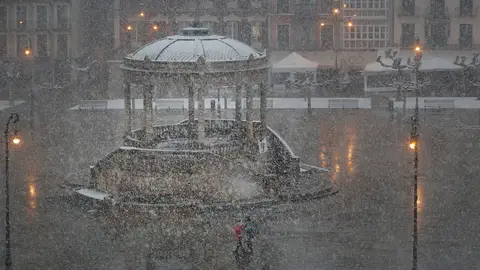 Vuelve la nieve: ¿En qué ciudades nevará y dónde hará más frío este fin de semana? Vuelve la nieve: ¿En qué ciudades nevará y dónde hará más frío este fin de semana?