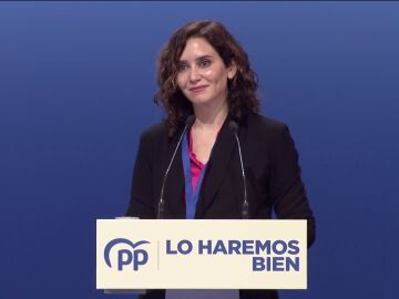 Isabel Díaz Ayuso, en el congreso del PP: "Sánchez nos ha convertido en un país irreconocible e irrelevante"
