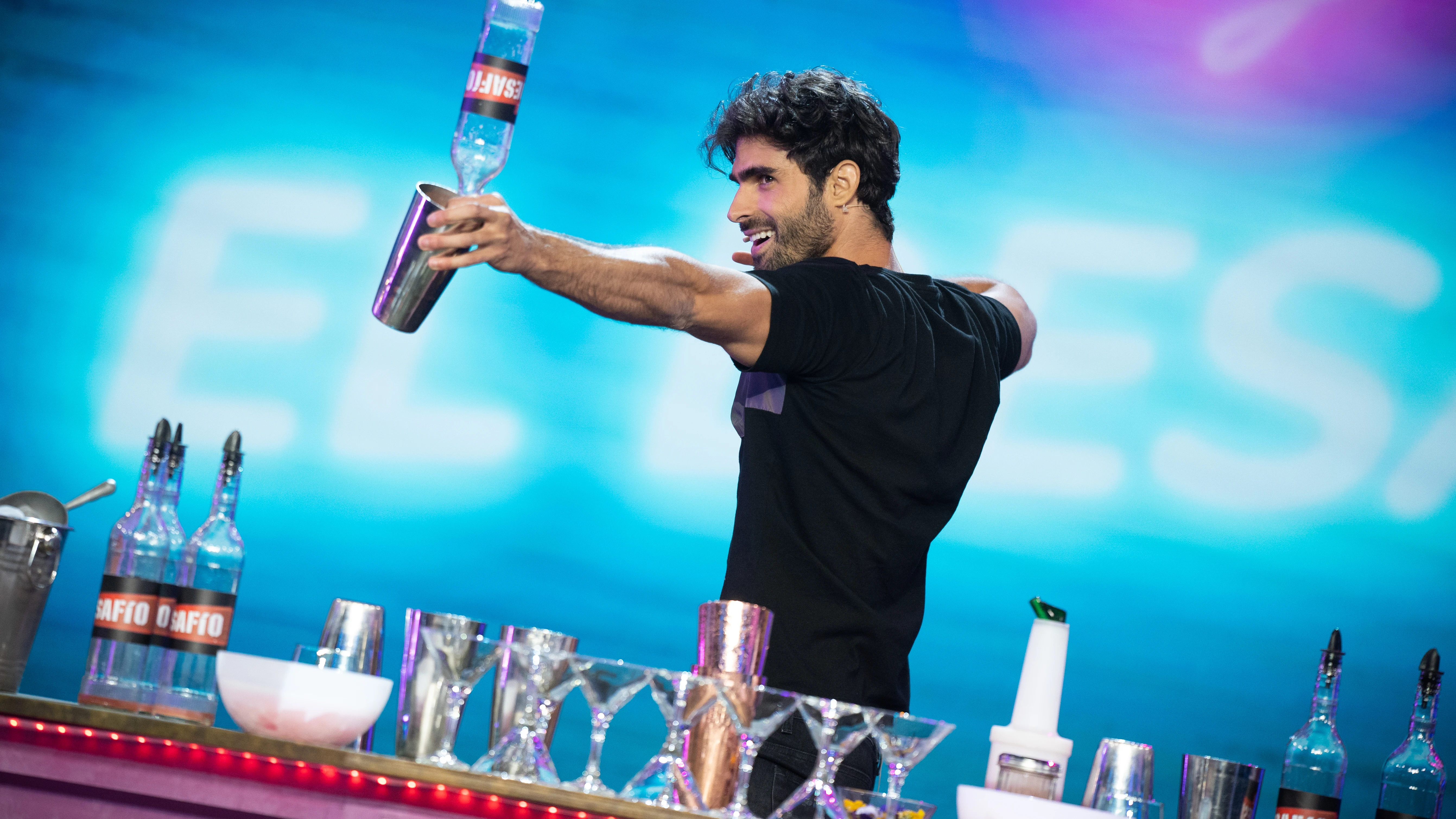 Juan Betancourt con el cocktail extremo Su regreso en 'El Desafío'