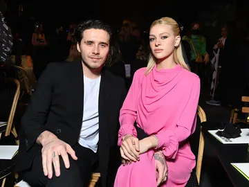 Brooklyn Beckham y Nicola Peltz  Brooklyn Beckham y Nicola Peltz