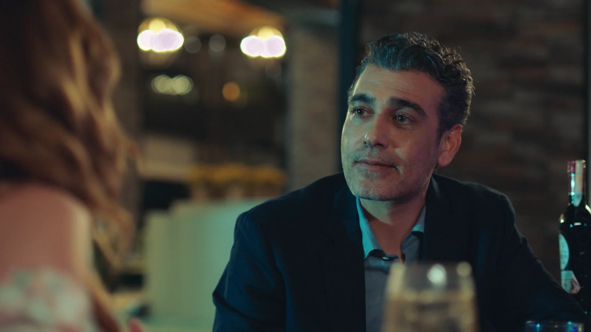 Así se conocieron Volkan y Derin: ¿Un encuentro casual o intencionado? Volkan tenía una conferencia cerca de Estambul y allí se cruzó, por primera vez, con Derin.
