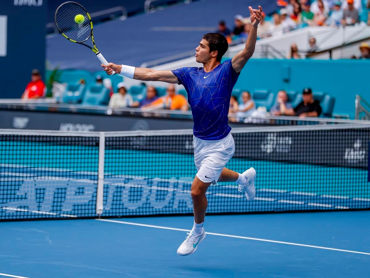 El tenis mundial se rinde a Carlos Alcaraz
