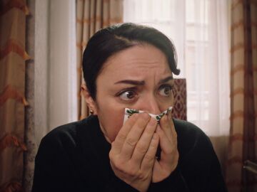 &iexcl;P&aacute;nico en casa de los Derenoğlu!: &iexcl;Safiye est&aacute; enferma! 