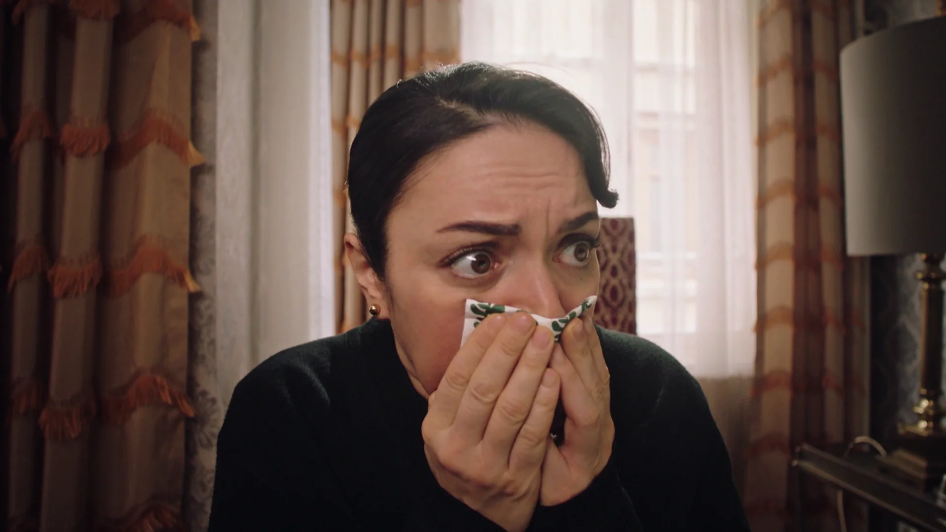 ¡Pánico en casa de los Derenoğlu!: ¡Safiye está enferma! Mejores momentos| Capítulo 73