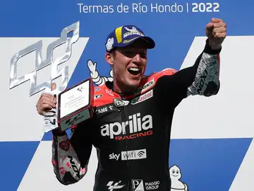 Aleix Espergaró se hace con su esperada primera victoria de una manera muy emocionante Aleix Espergaró se hace con su esperada primera victoria de una manera muy emocionante