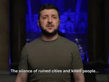 Zelenski interviene en la gala de los Grammy: "No hay nada más opuesto a la guerra que la música, el silencio es la muerte" Zelenski interviene en la gala de los Grammy: "No hay nada más opuesto a la guerra que la música, el silencio es la muerte"