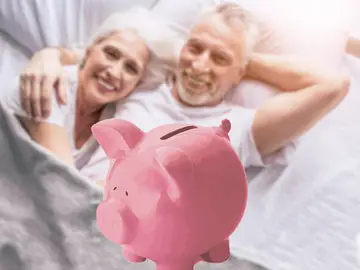 Imagen de archivo sobre la declaración de la renta y los planes de pensiones Imagen de archivo sobre la declaración de la renta y los planes de pensiones
