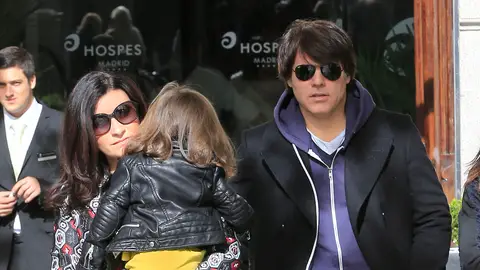 Laura Pausini junto a su hija y Paolo Carta Laura Pausini junto a su hija y Paolo Carta