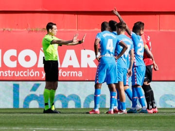Muriqi y el muro del Mallorca frenan al Atlético en Liga antes de recibir al City