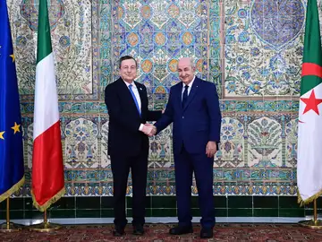 Argelia firma un nuevo acuerdo de suministro de gas con Italia y le venderá el triple que a España Argelia firma un nuevo acuerdo de suministro de gas con Italia y le venderá el triple que a España