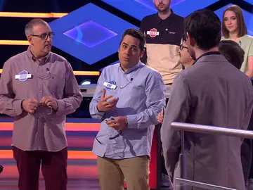 ¡Quesito para Raúl! El concursante de los ‘Sindulfos’ cuenta su dominio en el Trivial ¡Quesito para Raúl! El concursante de los ‘Sindulfos’ cuenta su dominio en el Trivial