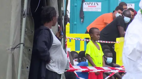 Grupo de inmigrantes Grupo de inmigrantes