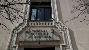 Fachada exterior del Tribunal Superior de Justicia de Madrid