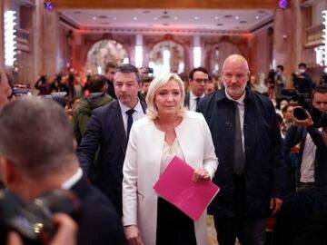Marine Le Pen promete sacar a Francia del Mando Aliado de la OTAN si gana las elecciones 