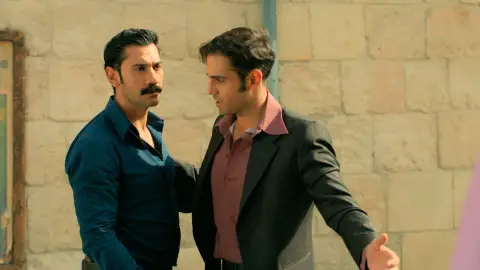 En el próximo capítulo de ‘Tierra Amarga’: El rumor llega a oídos de Yilmaz, ¿mantienen Müjgan y Fikret una relación? En el próximo capítulo de ‘Tierra Amarga’: El rumor llega a oídos de Yilmaz, ¿mantienen Müjgan y Fikret una relación?